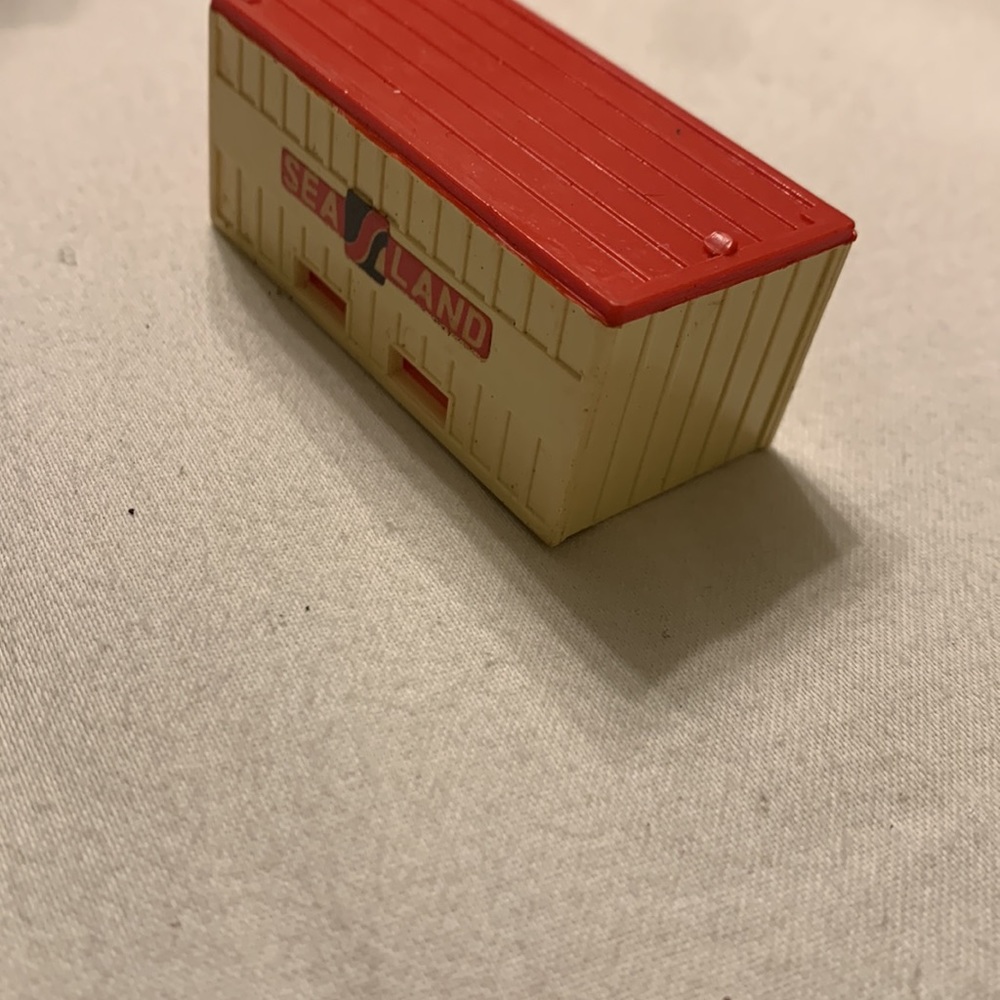 1976 Matchbox Mercedes Container Truck #42 England Superfast  (Mint) - Picture 10 of 11